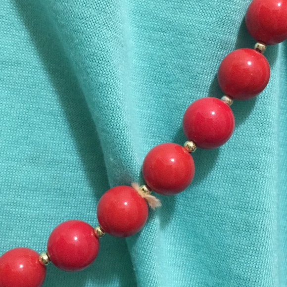 Red necklace - Picture 3 of 9